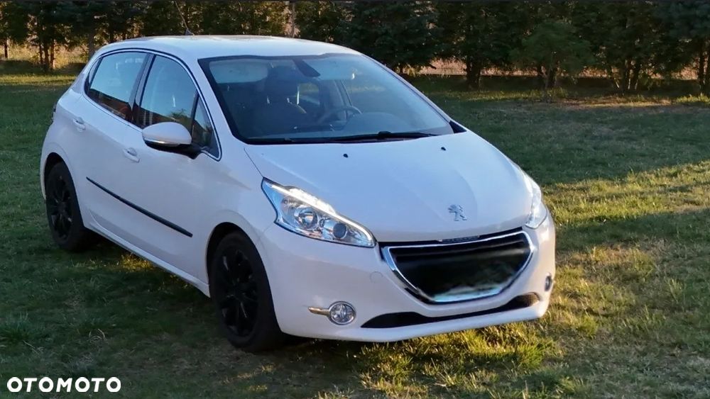 Peugeot 208 1.6 VTi Allure - 1