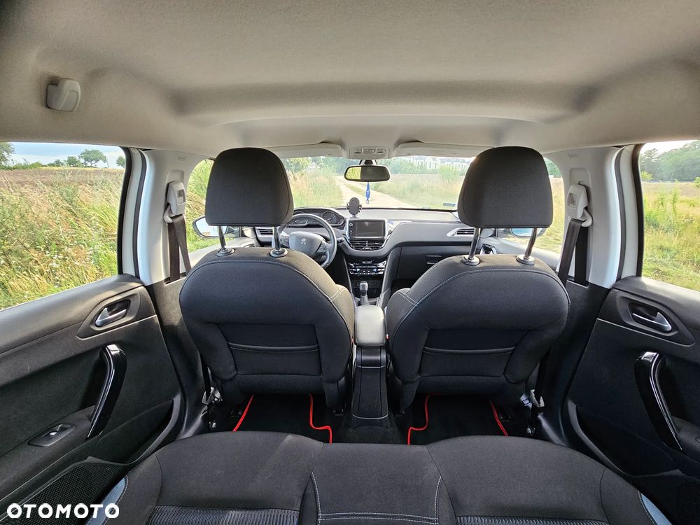 Peugeot 208 82 VTI Allure - 7