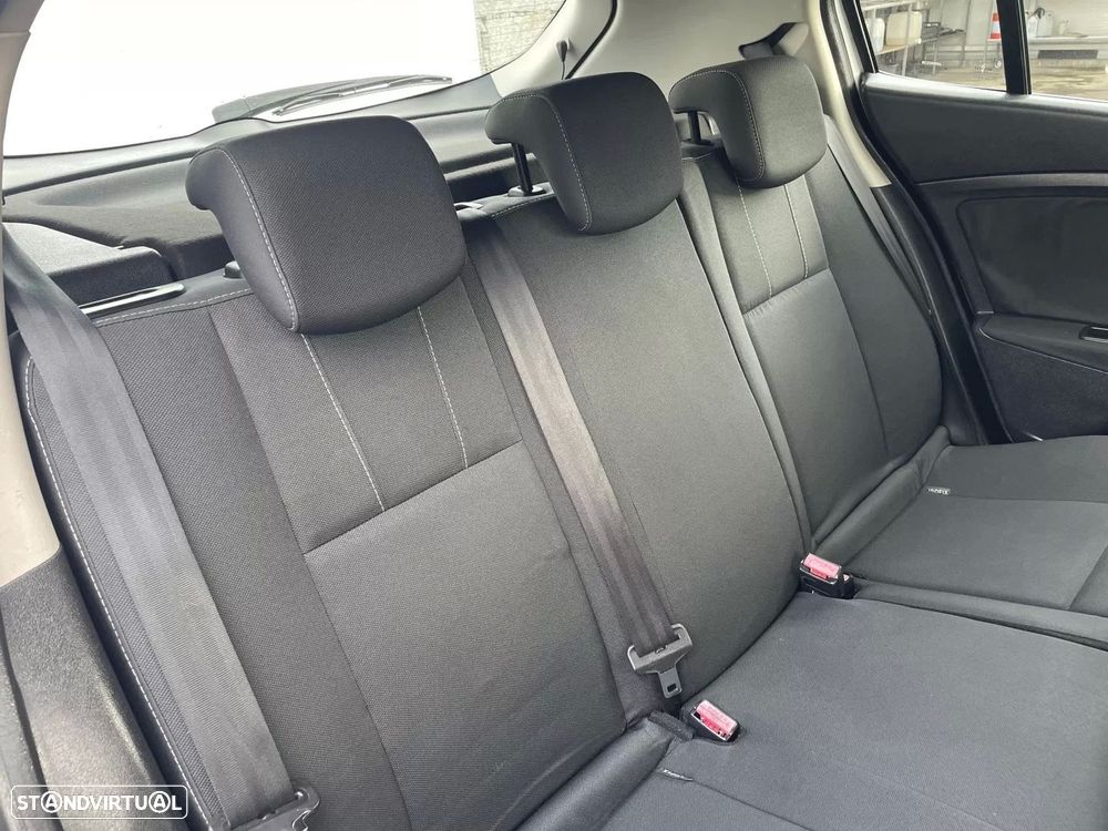 Renault Mégane 1.5 dCi Dynamique - 16