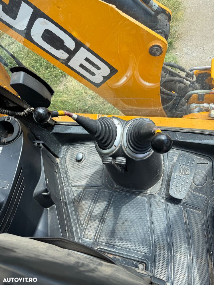 JCB 3CX - 15