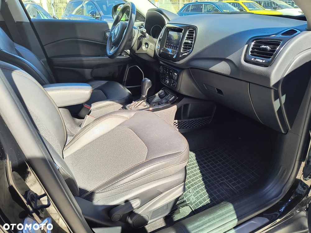 Jeep Compass 1.4 TMair Limited 4WD S&S - 11