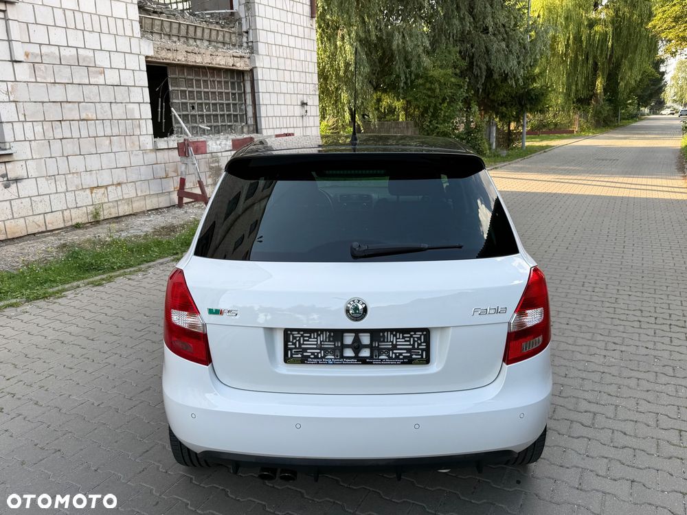 Skoda Fabia 1.4 TSI DSG RS - 6
