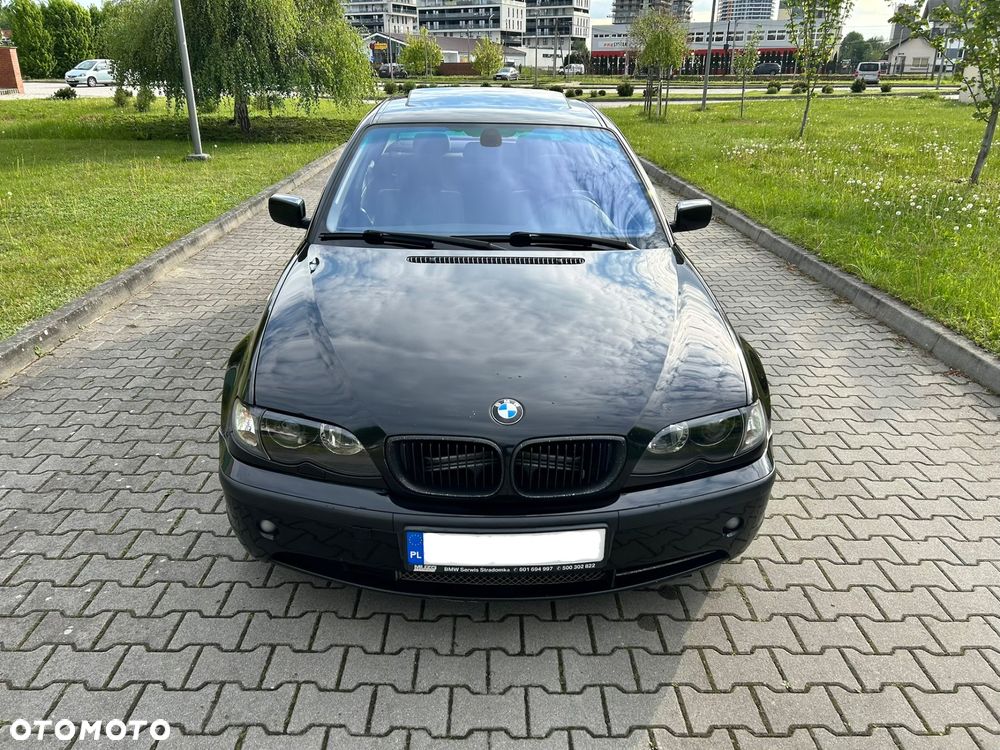 BMW Seria 3 330i - 3