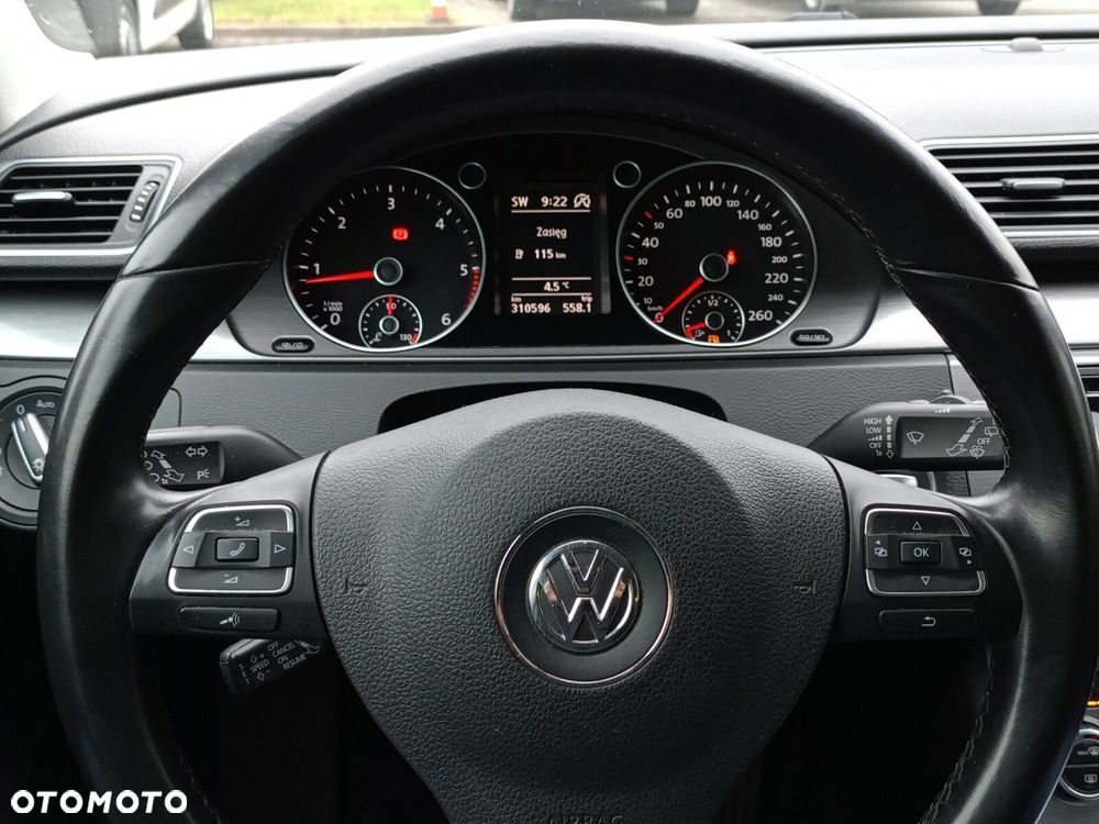 Volkswagen Passat 1.6 TDI Trendline - 11