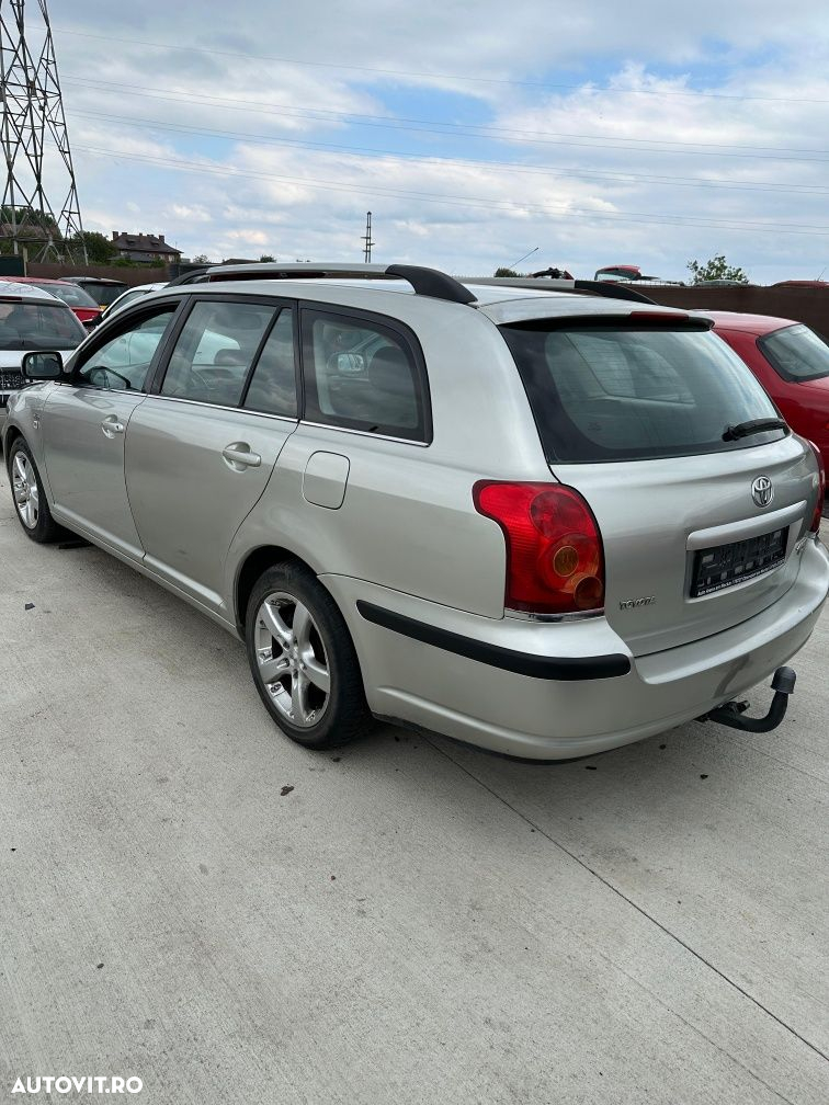 Dezmembram Toyota Avensis 2006 2.0d Manual 6 trepte - 3