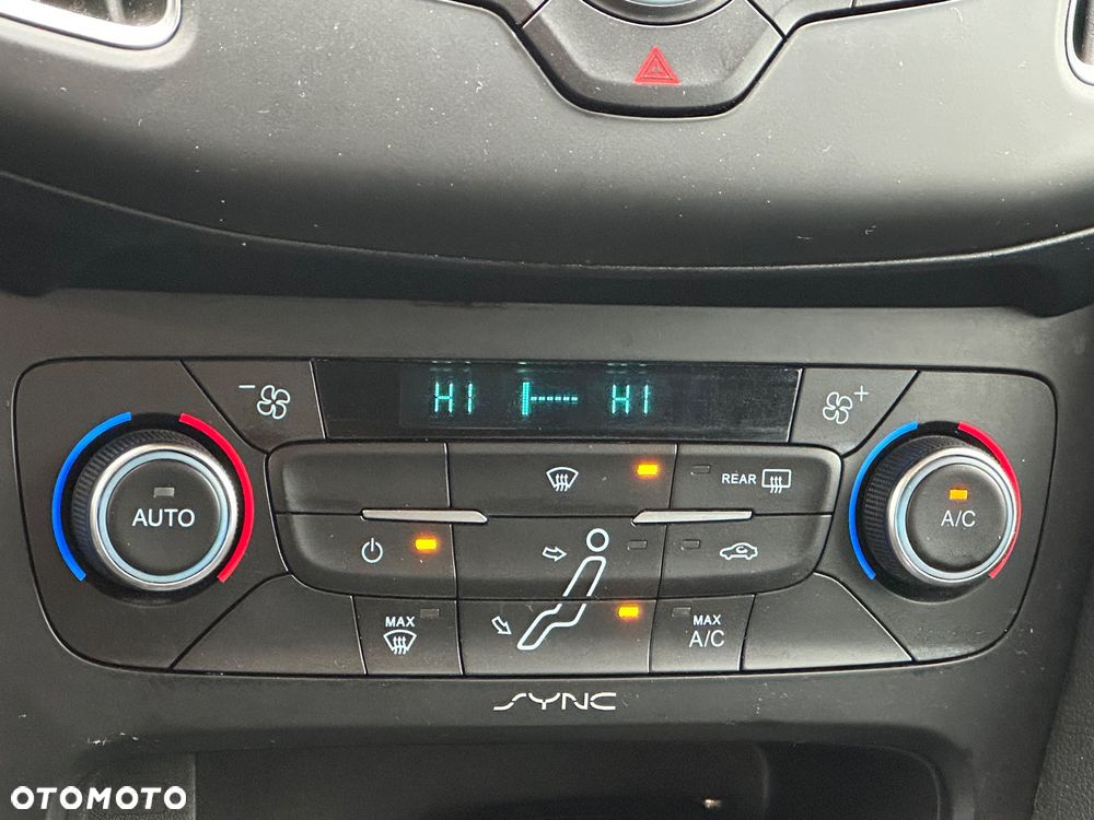 Ford Focus 1.0 EcoBoost Hybrid COOL&CONNECT - 11