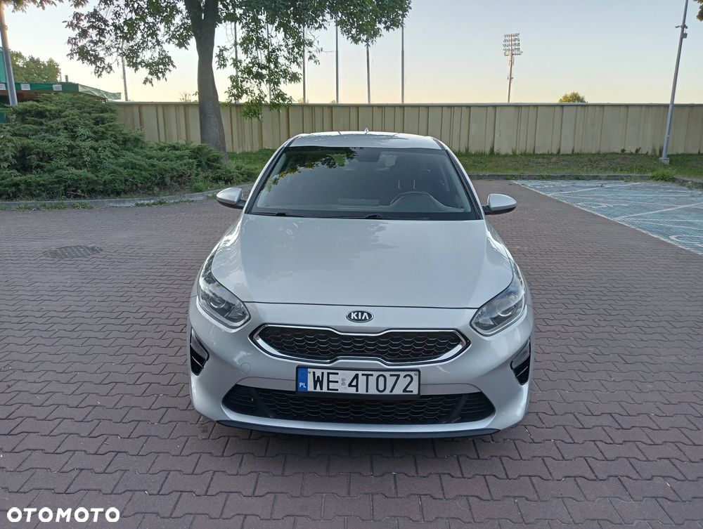 Kia Ceed 1.6 CRDi mHEV M - 15
