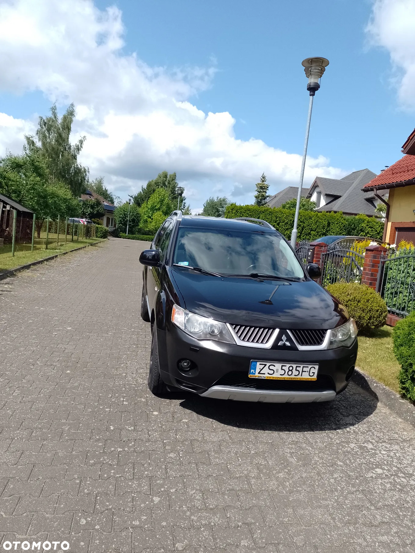 Mitsubishi Outlander 2.2 DID Intense + - 2
