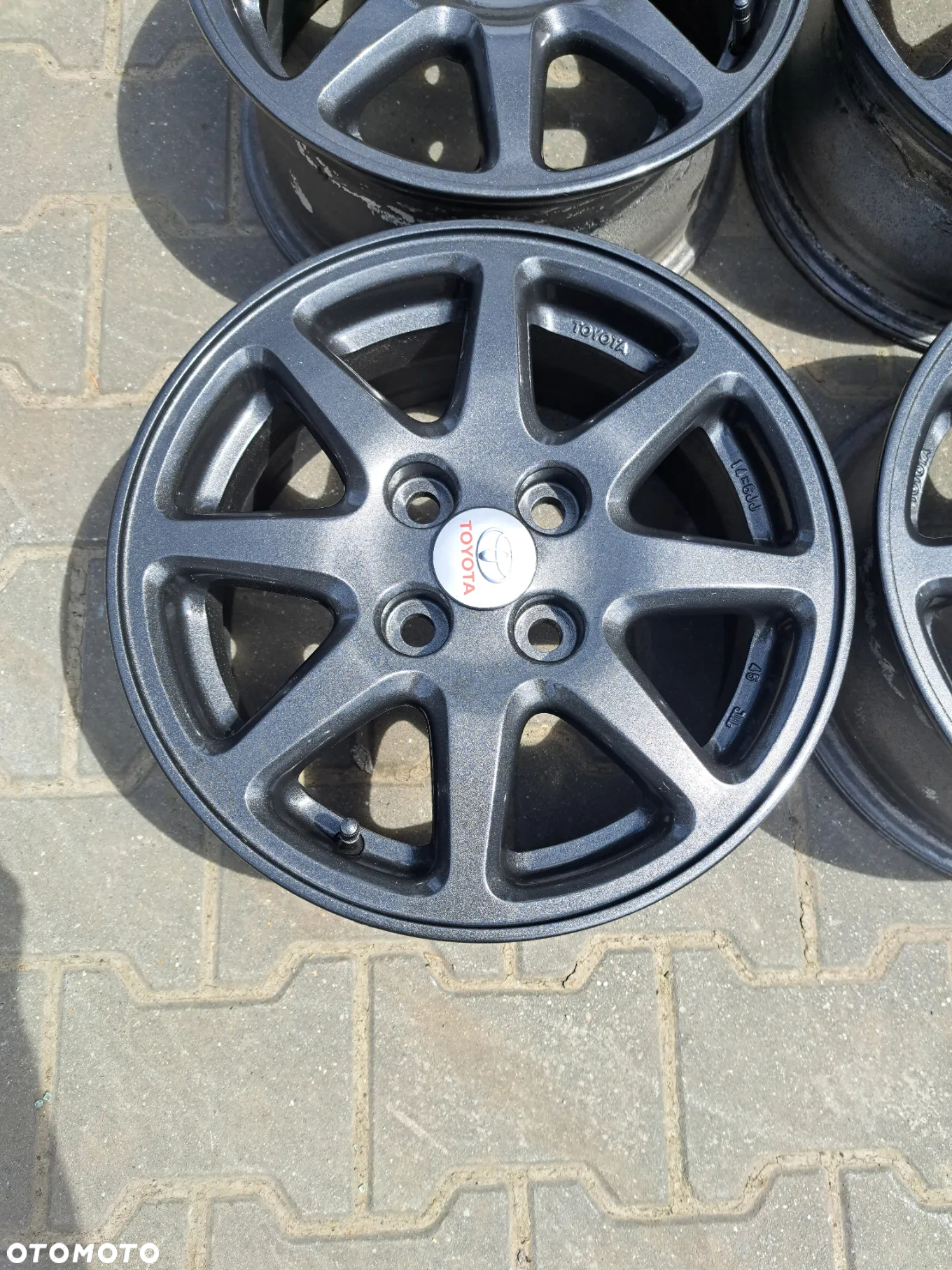 Alufelgi Toyota Aygo Yaris 14 cali 4x100 Peugeot 108 Citroen C1 - 5