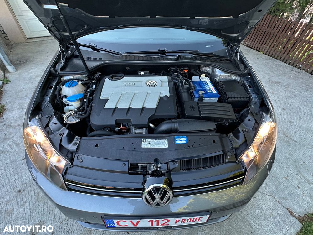 Volkswagen Golf 2.0 TDI DPF Comfortline - 8