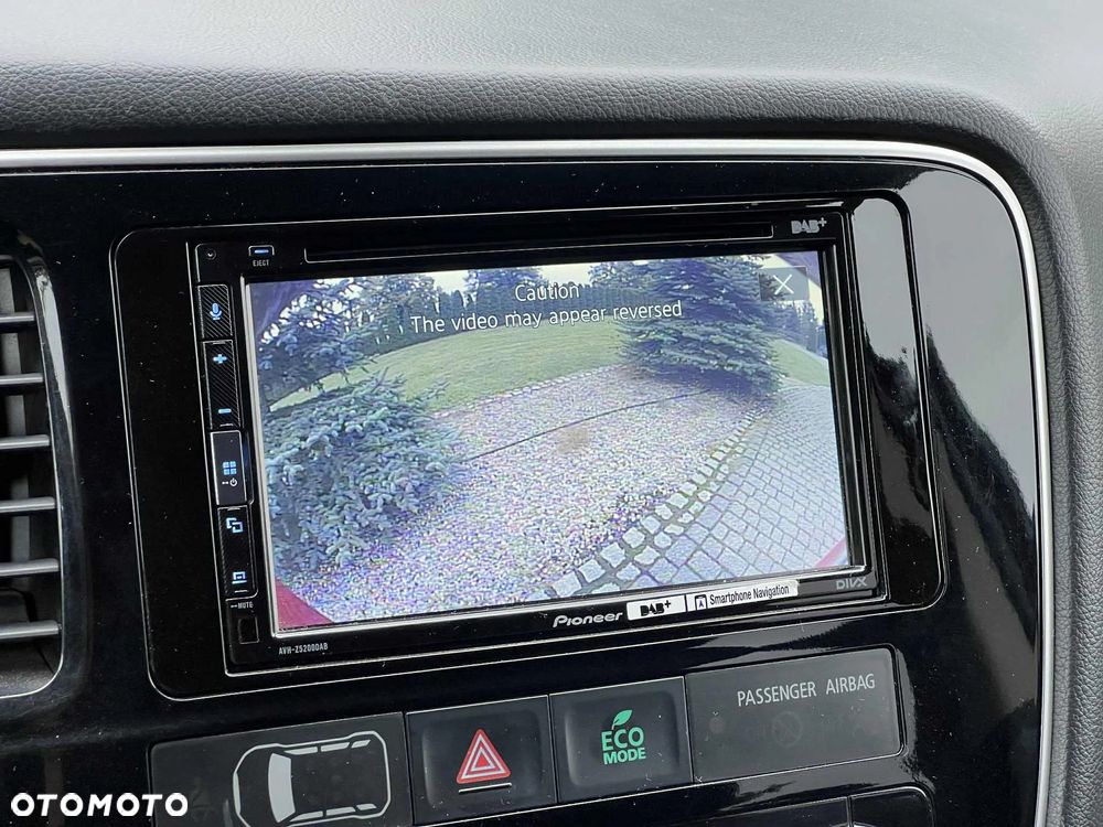 Mitsubishi Outlander - 26