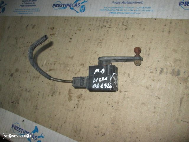 Sensor A0105427617 MERCEDES W220 2004 NIVEL SUSPENSAO - 2