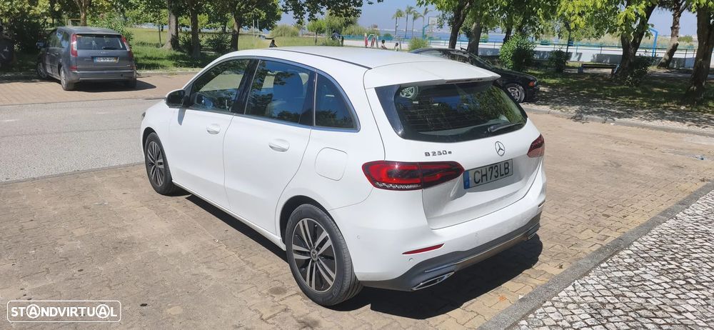 Mercedes-Benz B 250 e - 5