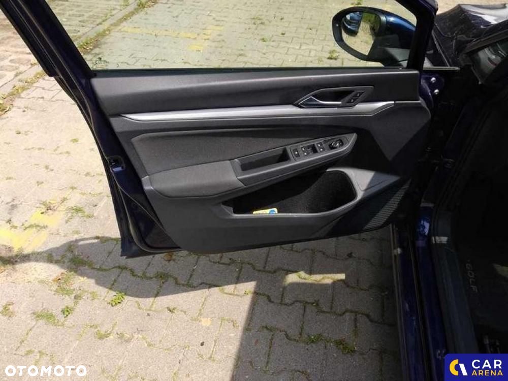 Volkswagen Golf - 12