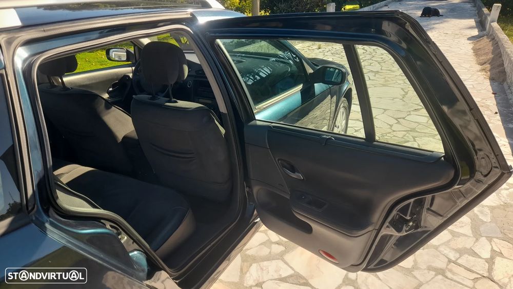 Renault Laguna Break 1.6 Privilége - 31