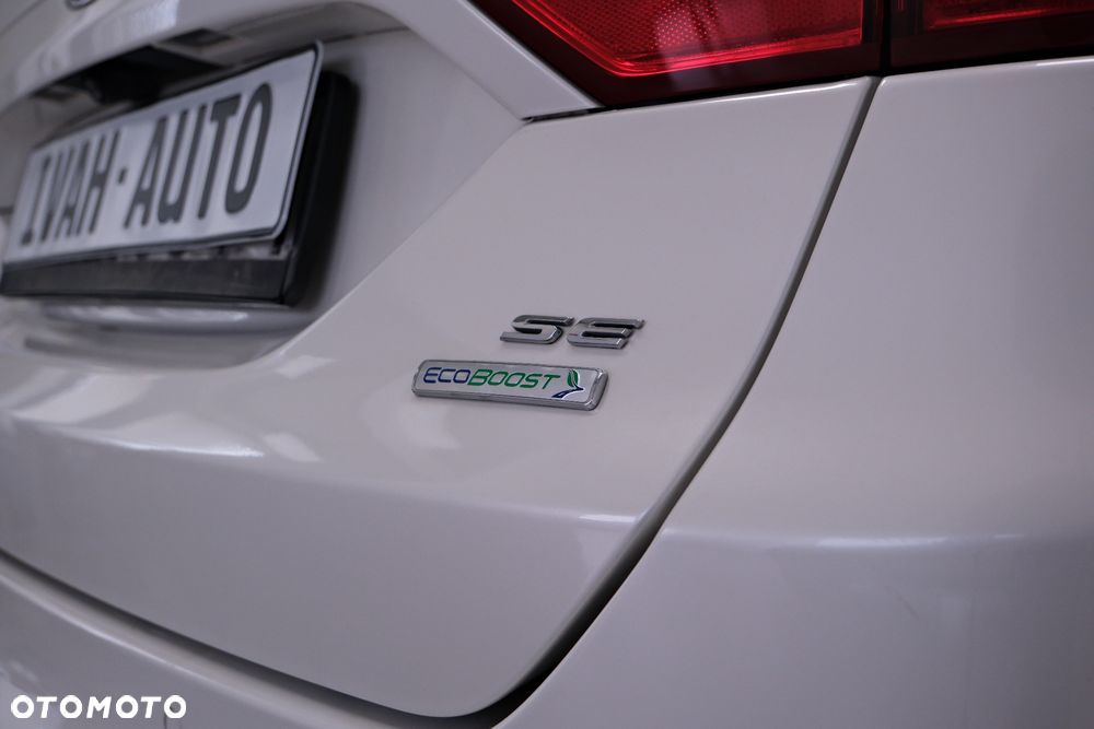 Ford Fusion - 8