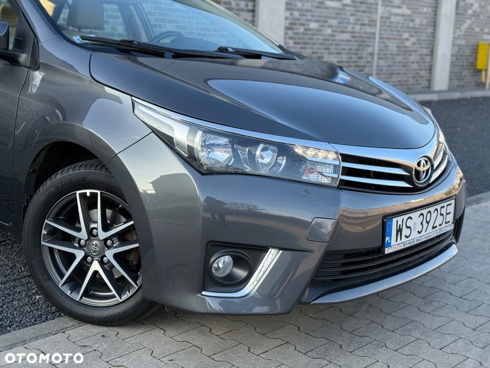 Toyota Corolla 1.6 Premium - 4