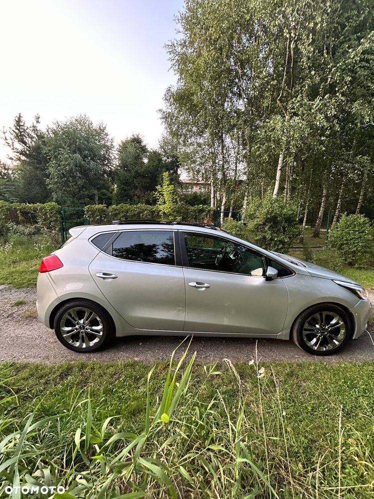 Kia Ceed - 28