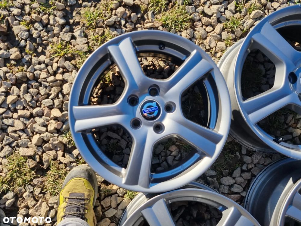 FORD MONDEO MK3,FOCUS.C-MAX,VOLVO alu 6.5x16 et50 5x108 4szt,bdb stan - 6