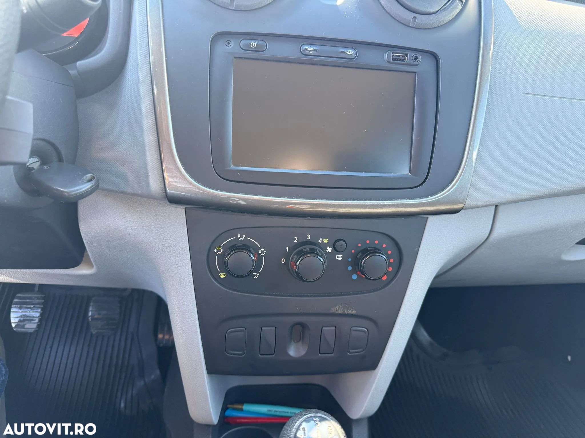 Dacia Logan - 4