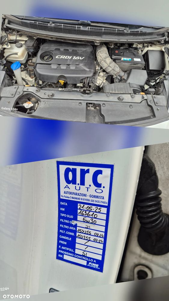 Kia Carens 1.7 CRDi 115 Dream Team Edition - 30