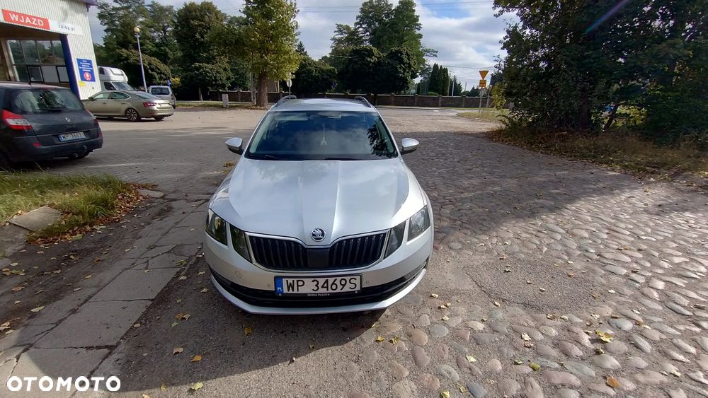 Skoda Octavia ver-1-6-tdi-ambition - 3