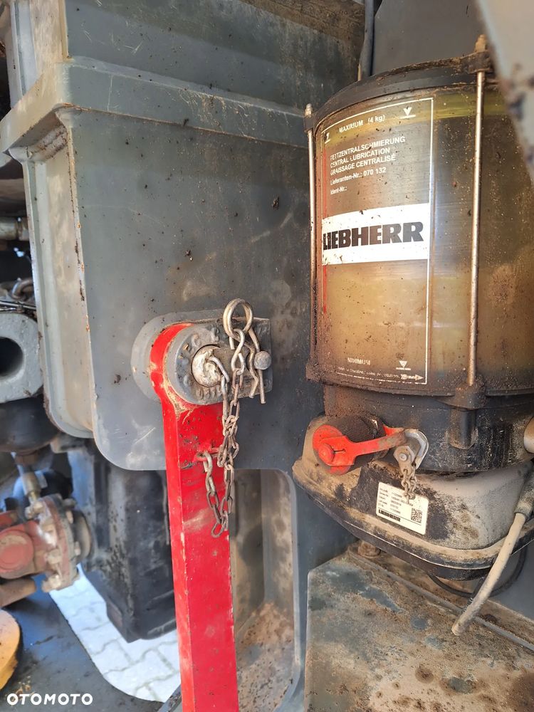 Liebherr L566 566 bardzo dobry stan, centralne smarowanie, bardzo dobre opony - 14