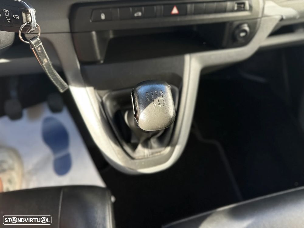Peugeot Expert 1.5 BlueHDi L2H1 Semi-Vidrado - 10