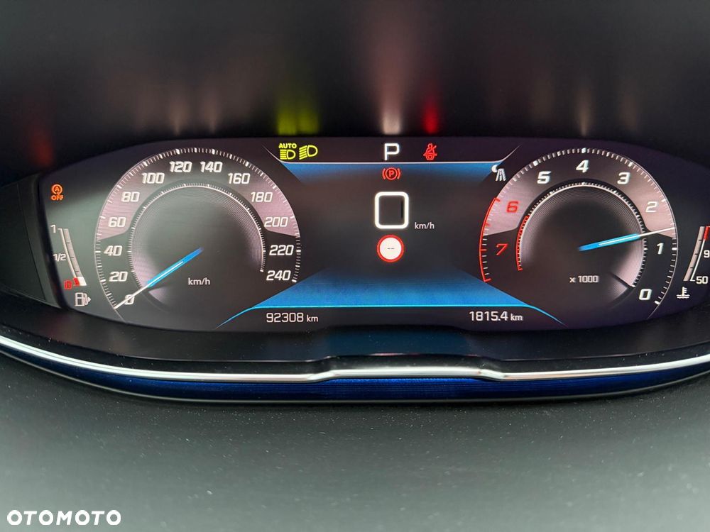 Peugeot 5008 1.6 PureTech GT S&S EAT8 - 34