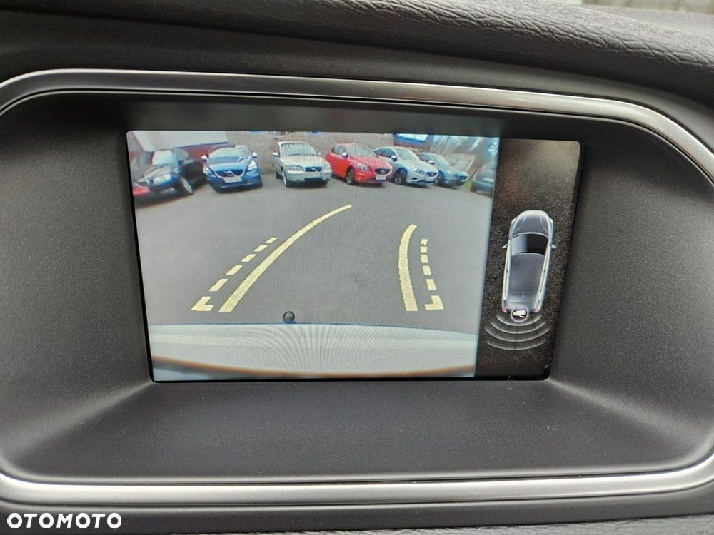 Volvo V40 D2 Momentum - 9