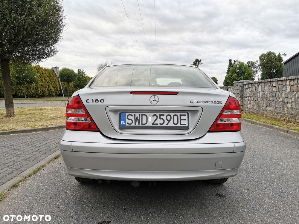 Mercedes-Benz Klasa C 180 Kompressor Automatik Classic - 6