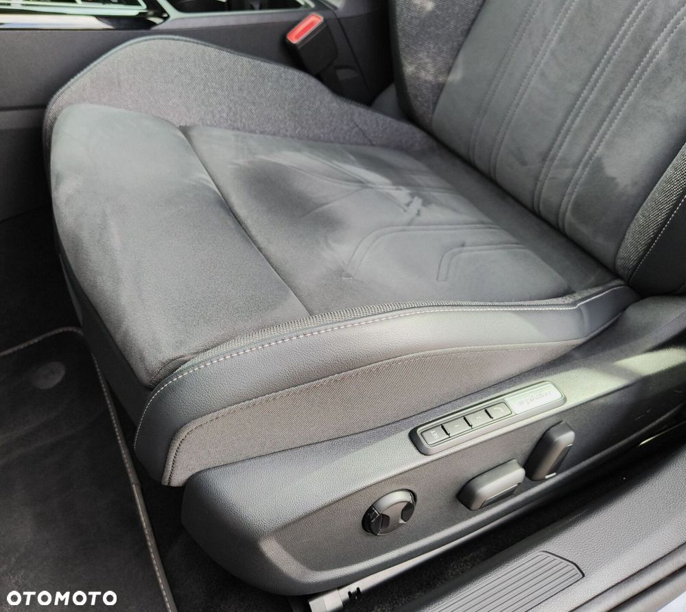 Volkswagen Golf - 14