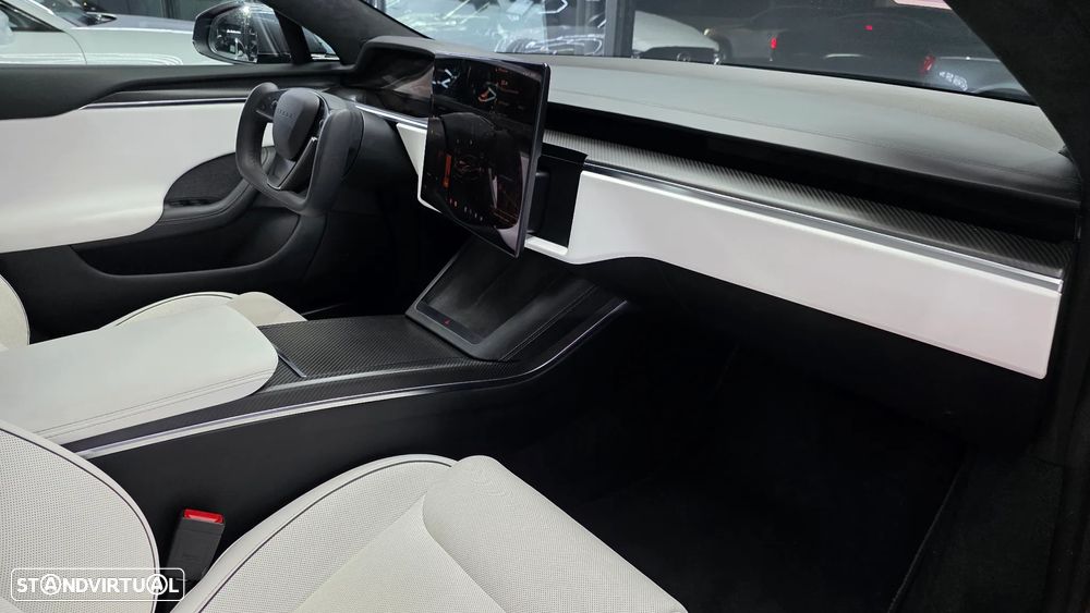 Tesla Model S Plaid AWD - 29