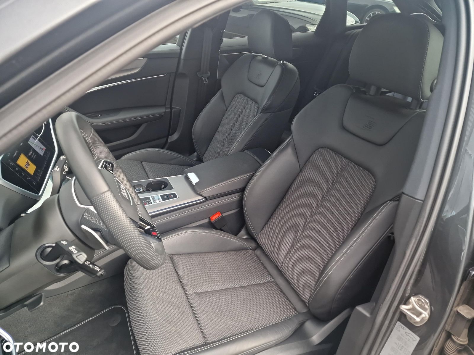 Audi A6 - 8