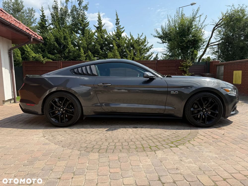Ford Mustang 5.0 V8 GT - 22