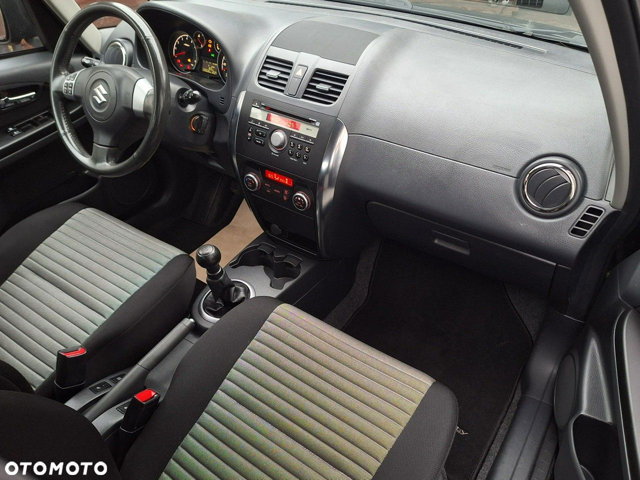 Suzuki SX4 - 9
