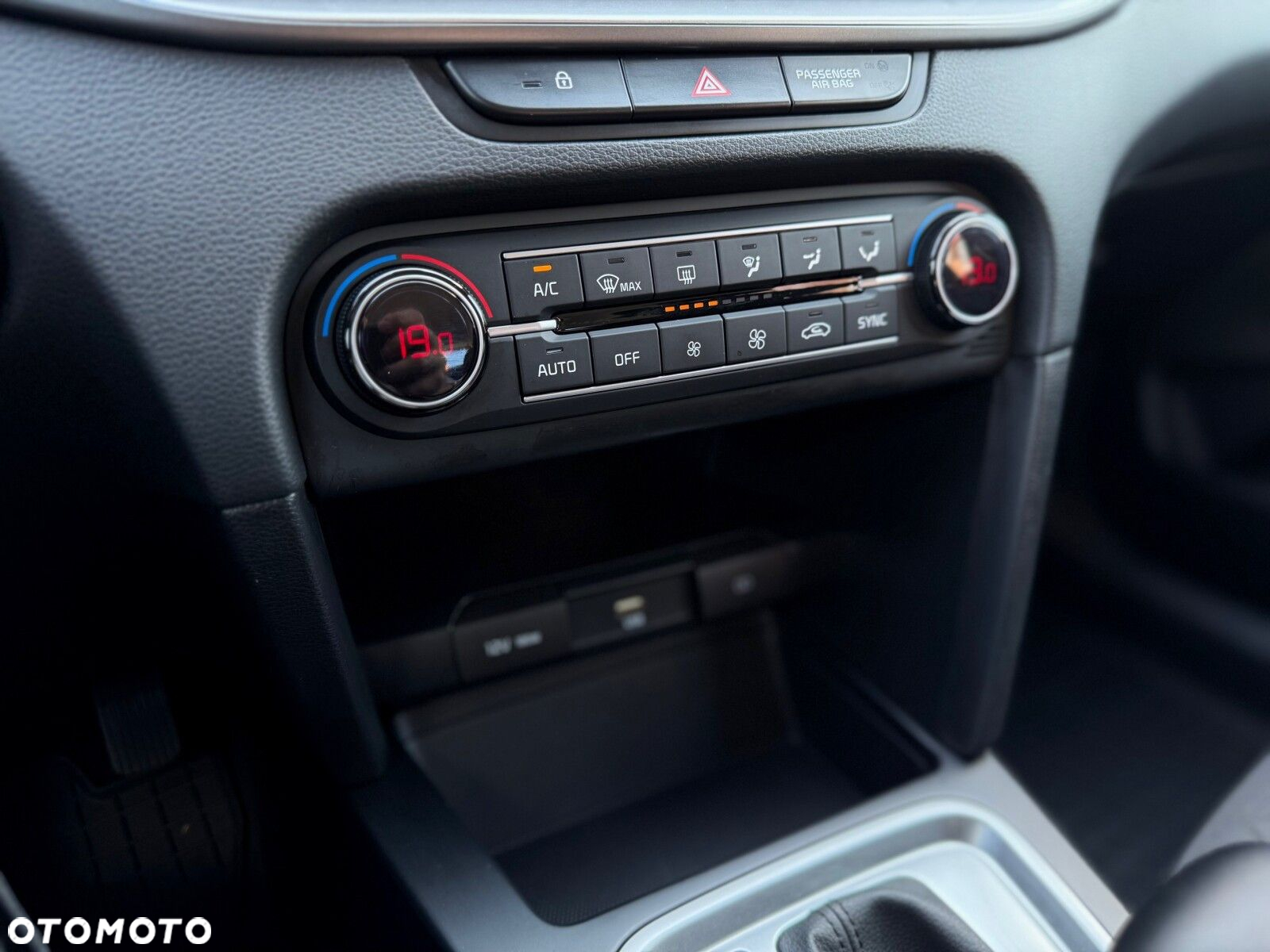 Kia Ceed 1.5 T-GDI M DCT - 23