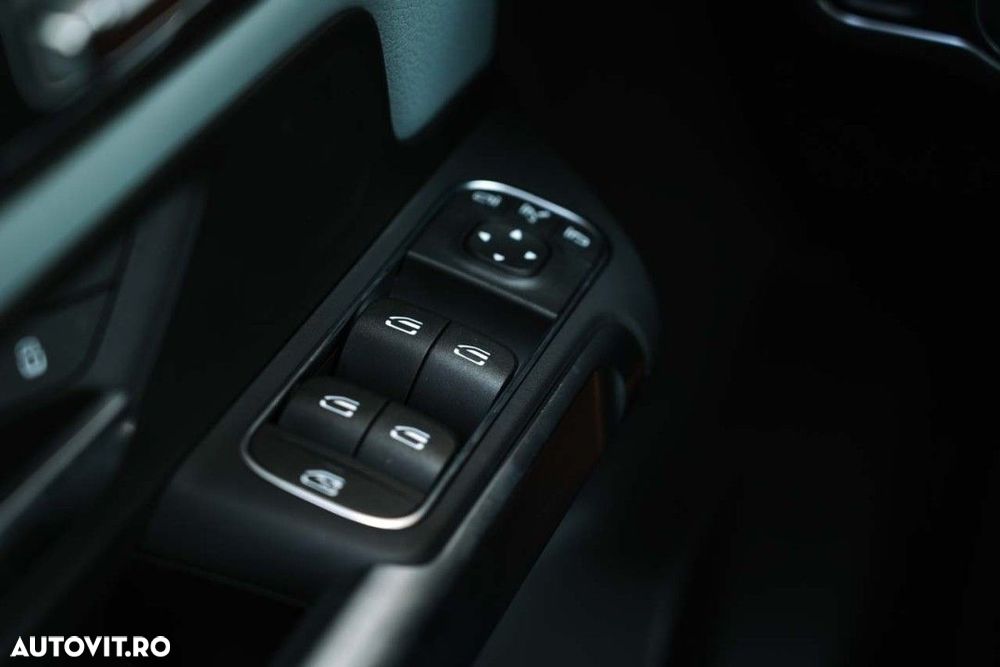 Mercedes-Benz EQB 300 4MATIC - 22