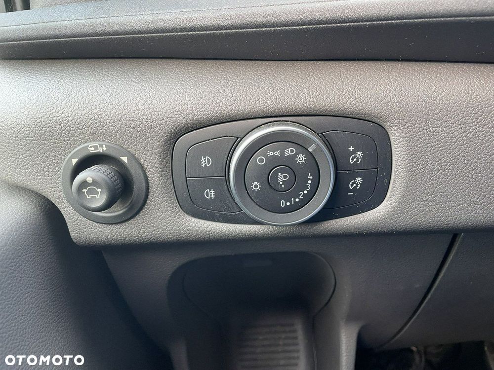 Ford Transit - 27