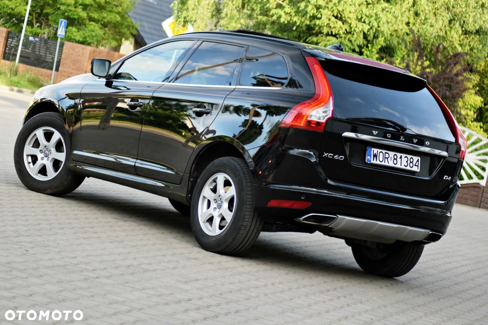 Volvo XC 60 D4 Drive-E Momentum - 3