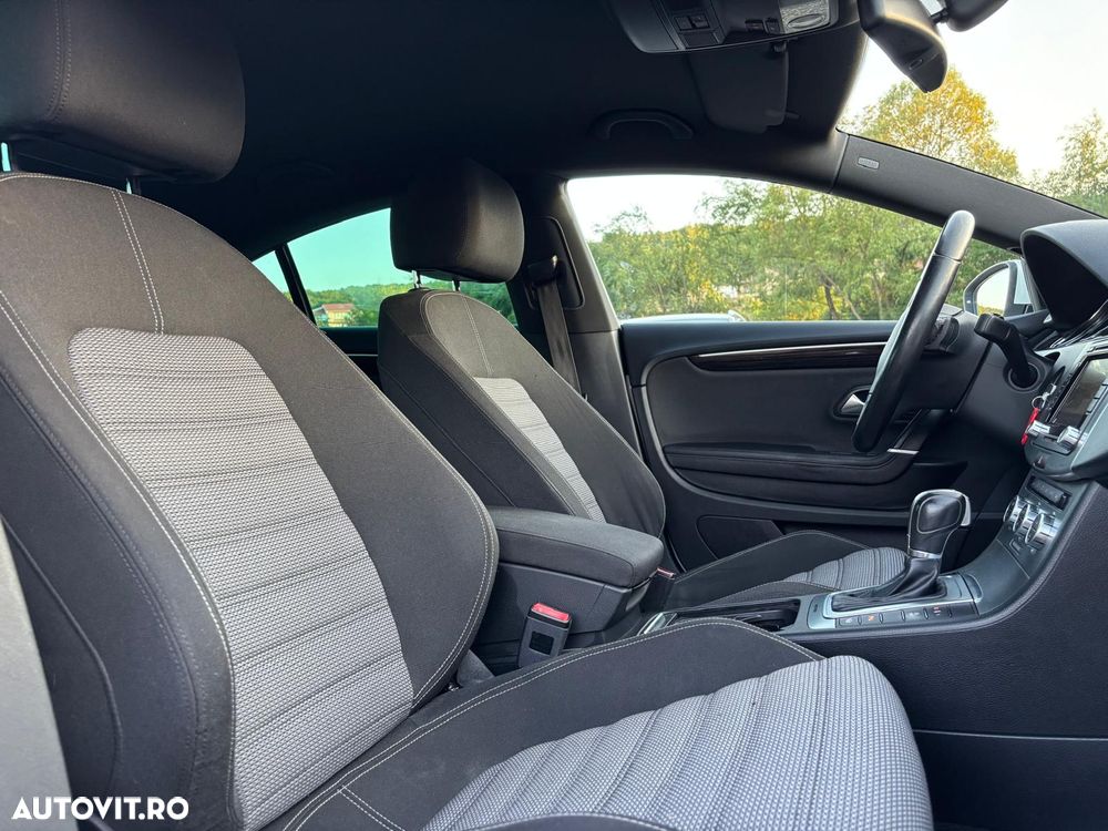 Volkswagen Passat CC - 20