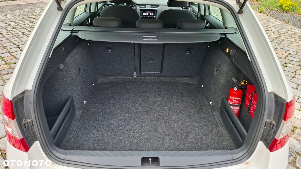 Skoda Octavia - 14