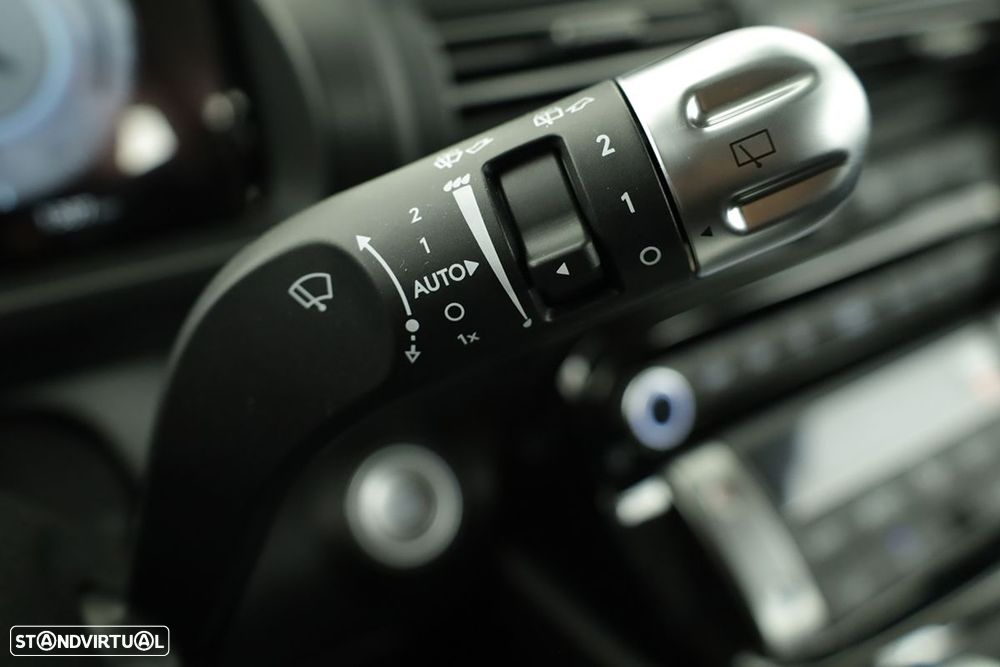 Hyundai Inster 42 kWh Comfort Plus - 17