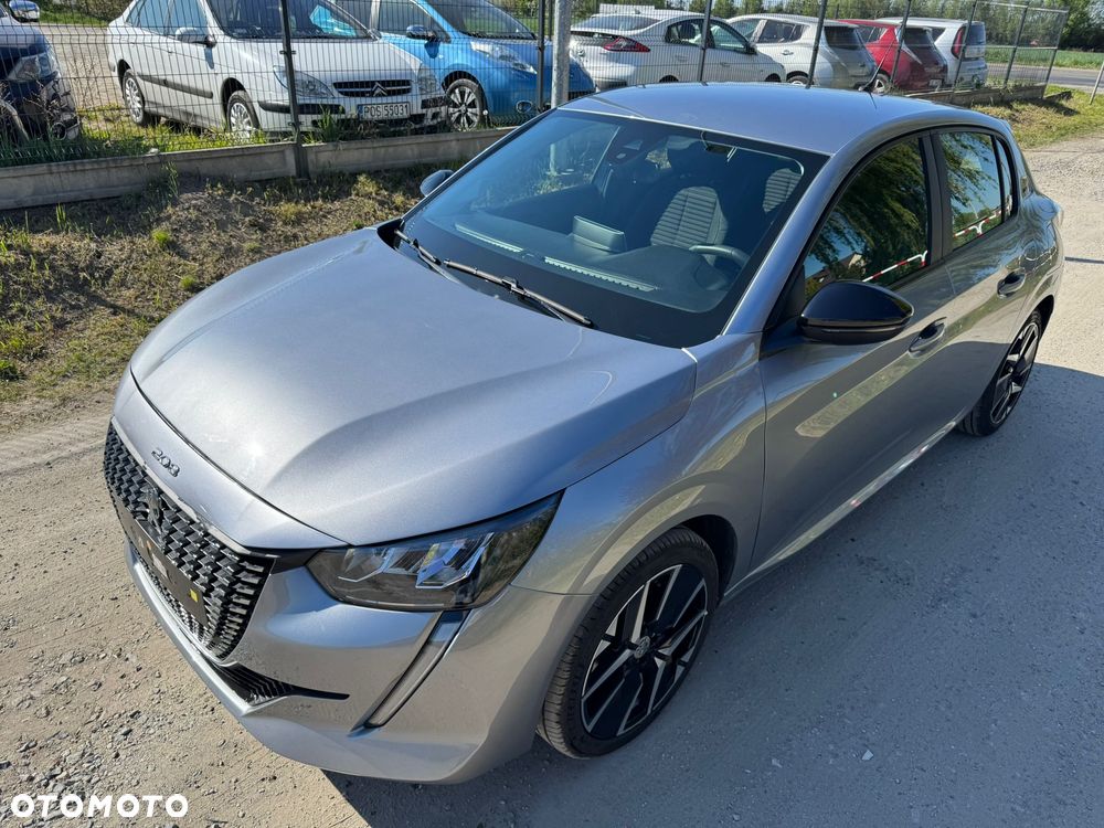 Peugeot 208 - 2