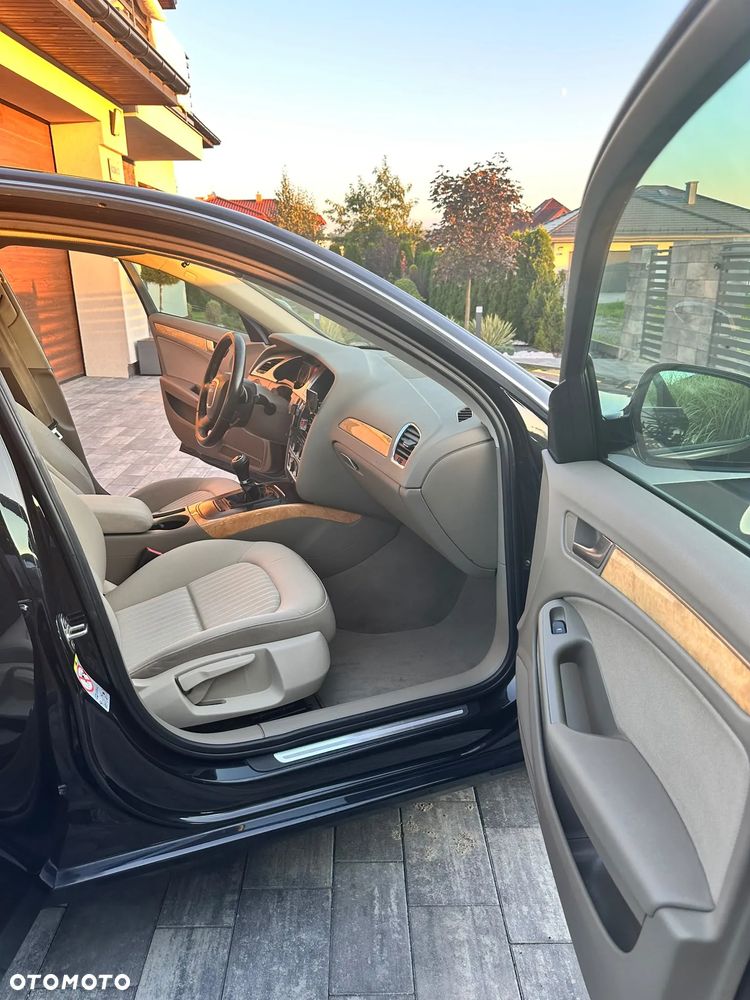 Audi A4 Limousine - 22