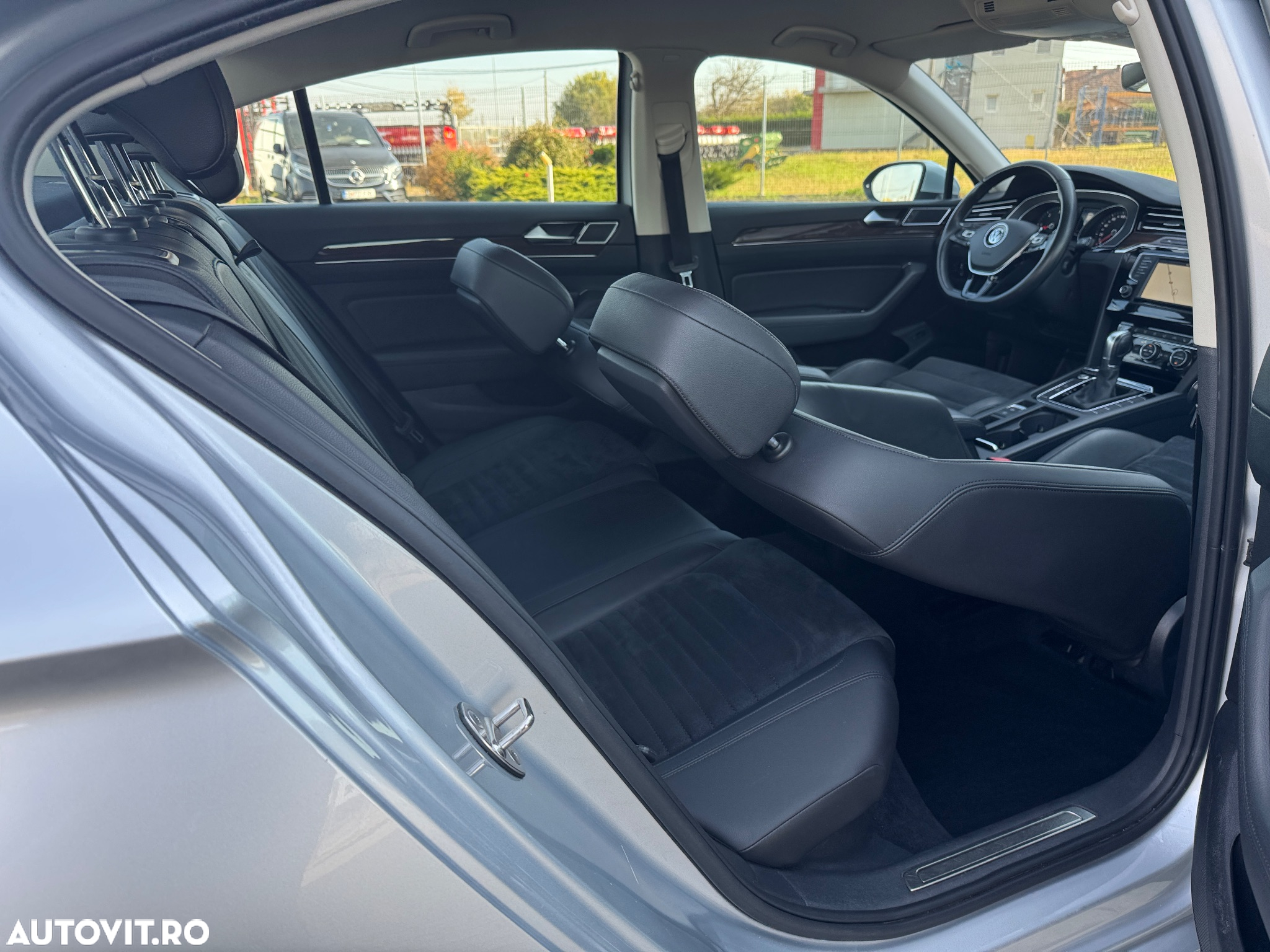 Volkswagen Passat 2.0 TDI DSG 4Motion Highline - 9