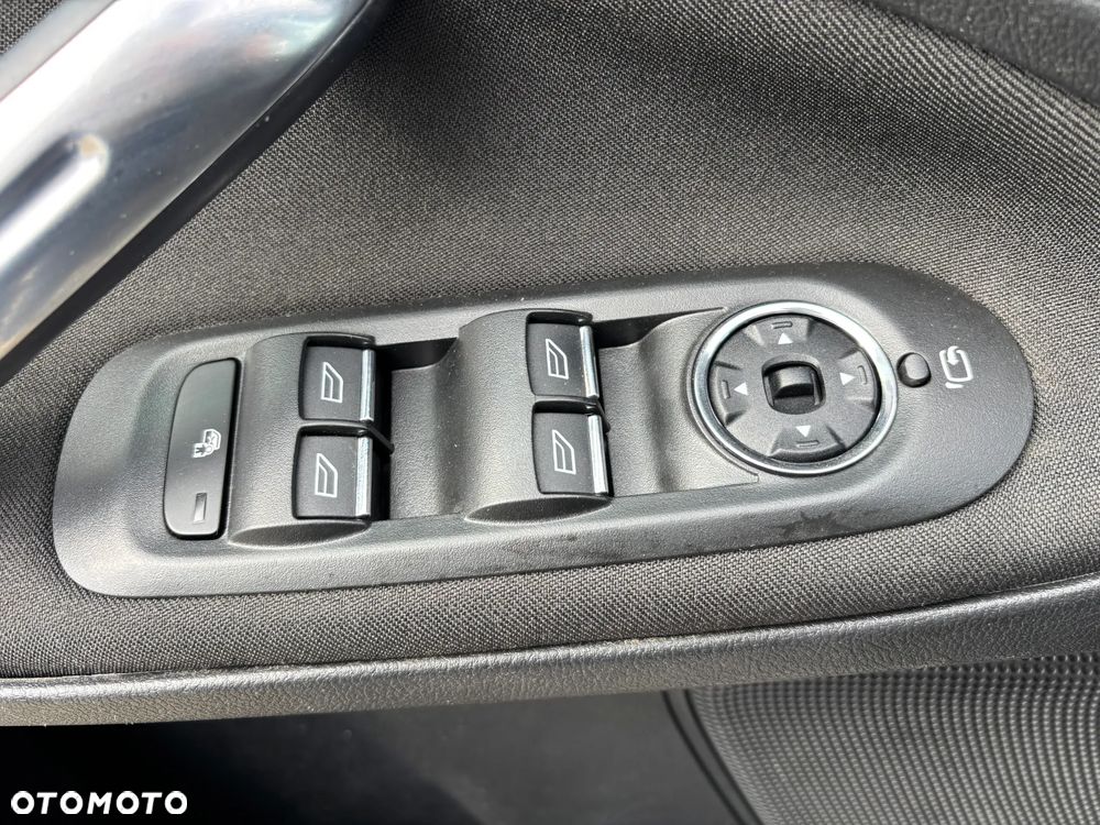 Ford Galaxy 2.0 TDCi Titanium - 24