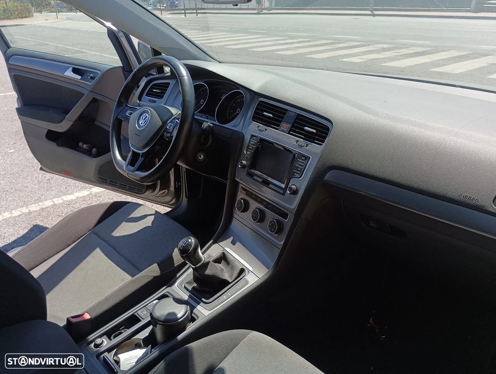 VW Golf Variant 1.6 TDi Confortline - 1