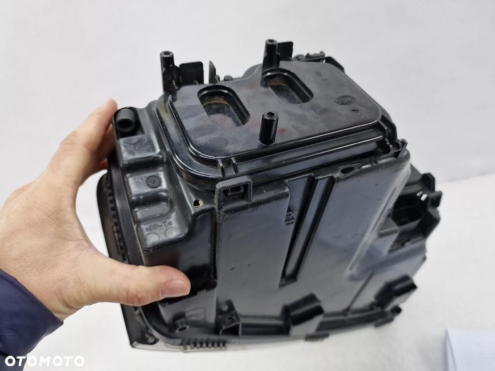AUDI A8 D3 / D3 LIFT 02-08 LEWA ZWYKŁA LAMPA PRZEDNIA PRZÓD SOCZEWKA , NR AUKCJI LA518 - 13