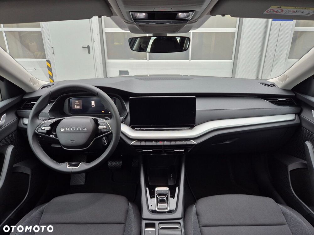 Skoda Octavia 2.0 TDI Drive Essence DSG - 20